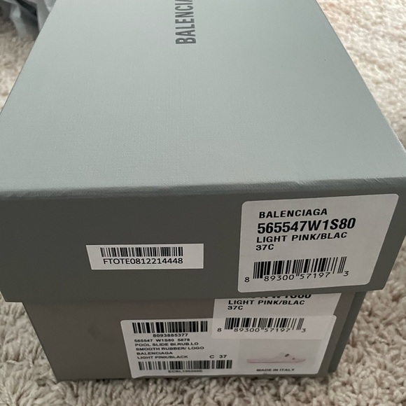 Balenciaga Baby Pink Slides 👙👙🌴🌴 - Picture 5 of 5